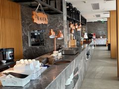 -四月吧餐厅(正阳步行街店)
