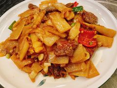 酸笋炒牛肉-美极鲜食坊(宝安南路店)