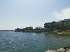 -上海滴水湖皇冠假日酒店
