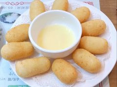黄桃罐头-粥公粥婆精品家常菜(青龙桥店)