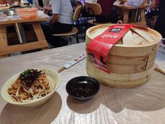 -靓靓蒸虾·头牌蒸虾(万松园玲珑店)