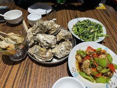 -蚝堡海鲜·威海菜·海肠捞饭·烧烤·亚洲吃蚝公司(幸福门店)