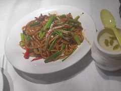 -清真·卡德尔大叔新疆主题餐厅(龙汇路店)