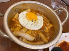 芝士拉面炒年糕-优壹佳·延边朝鲜族料理(中山北路店)