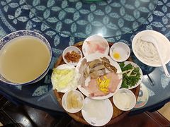-桥香园云南过桥米线(金马碧鸡店)