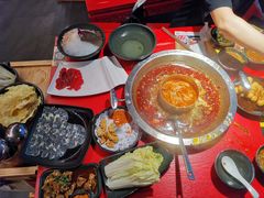 -谭鸭血老火锅(万象九宜城店)