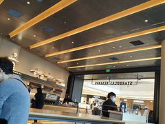 -星巴克臻选(上海合生汇1F店)