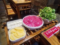 -快活林酸汤鱼鲜品火锅店(甲秀楼店)