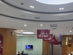-雅悦齿科(顾村公园店)