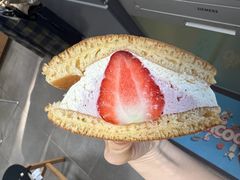 草莓奶油铜锣烧-辛一·铜锣烧(鸿寿坊店)