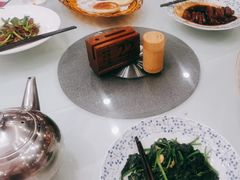 -围龙屋客家食府(福田店)