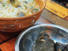 -正宗李家土鸡米线店