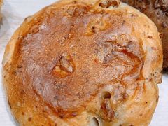 核桃乳酪包-丁香西饼屋(桂林路店)