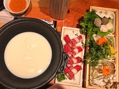 美人胶原蛋白锅-文三酒肆自助放题(新街口友谊广场店)