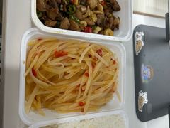 -老乡鸡(武汉中南梅苑小区地铁站店)