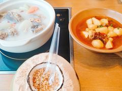 小土豆煨小黄牛-拾味馆·浓鲜骨汤(光谷天地店)