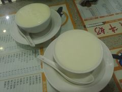 -义顺牛奶公司(板樟堂店)