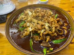 -一品红烧鸭特色川菜(三岔湖店)