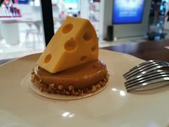 -星巴克(杭州西湖银泰1F店)