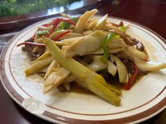 -万佛湖许老大铁锅鱼(黑金冠店)