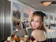 -广州塔卢特斯法国旋转餐厅
