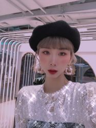 -BULB STUDIO 巴柏明星发型工作室