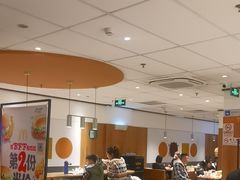 -麦当劳(玉桥中路店)