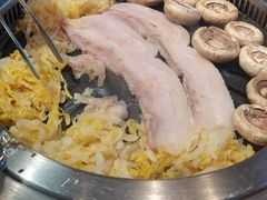 -明洞阿姨·韩式酱蟹烤肉·创意料理(三元桥店)