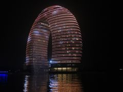 -湖州太湖旅游度假区-月亮广场