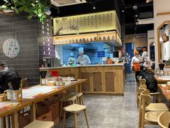 -馋三尺蟹粉小笼(人民广场店)