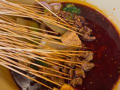 -拈签一笑黄牛肉辣卤串串