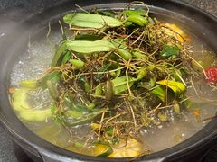 -野迹·石橄榄鸡·烧烤(新洲店)