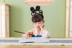 -小熊维尼高端儿童摄影(宝安旗舰店)