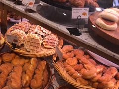 -巴黎贝甜(泗泾店)