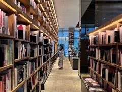 -茑屋书店(天目里店)