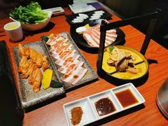 -山之屋炭火烧肉·生啤畅饮(大朗万科中央公园店)