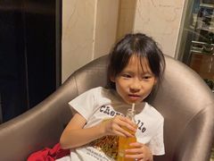 -广州万富希尔顿酒店·感趣自助餐厅·金秋蟹宴生蚝海鲜刺身