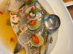 -Chom Cafe and Restaurant