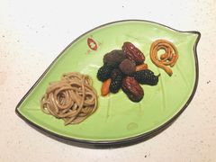 -一叶一世界·素食餐厅(锦华万达店)