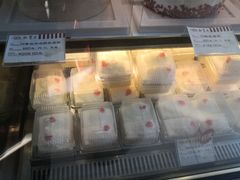 -红宝石·鲜奶小方(万航店)