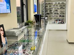 -潘多拉眼镜·蔡司依视路明月(潘家园店)