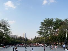 -英雄广场