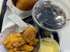 -TRIPS BURGER(大钟寺店)