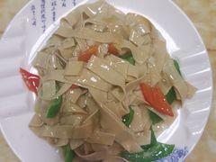 -老东北厨坊(岭南大道店)