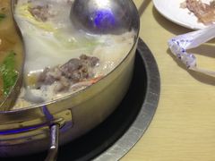 -蒙肥羊·酸汤潮牛·鲜牛肉火锅烤肉自助(岗顶店)