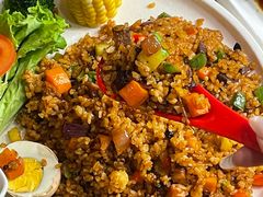 -月亮眼花园餐厅书吧酒吧