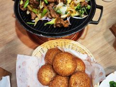 -宏状元现熬粥·京味菜(黄寺大街店)
