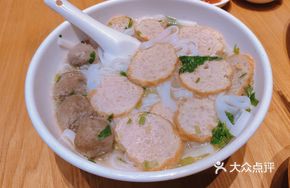 Beef Ball and Meat Roll Soup Noodles