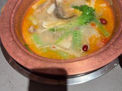 -阿婆情腊排骨火锅·野生菌季(古城旗舰店)