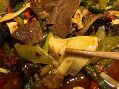 -兔槽江湖菜·重庆璧山兔(水围店)